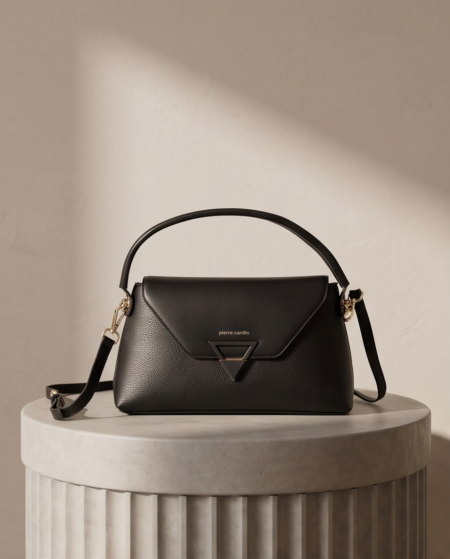 Pierre Cardin Noir Élégance – Structured Handbag σε Μαύρο Χρώμα